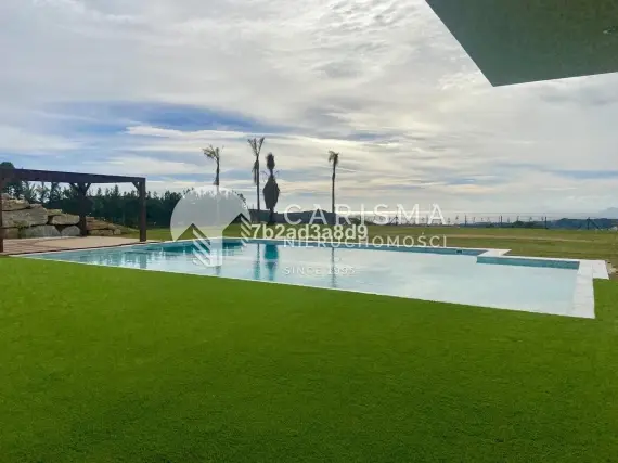 (11) Luksusowa willa w Marbella Club Golf Resort