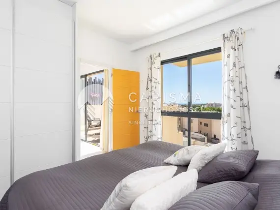 (12) Apartament w La Zenia z widokiem na morze