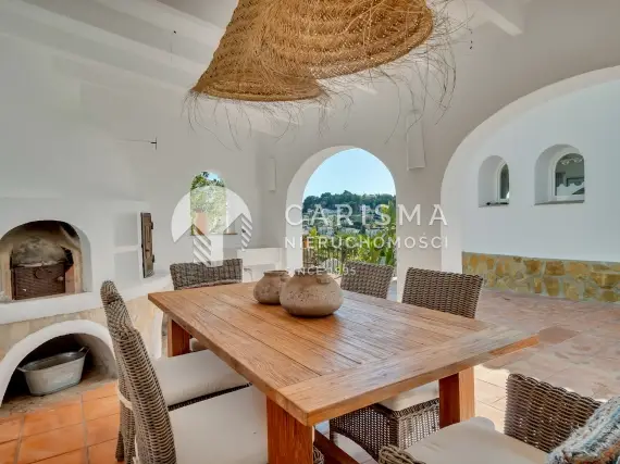 (28) Odnowiona willa z widokiem na skałę Ifach w Benissa, Costa Blanca