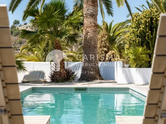 (40) Odnowiona willa z widokiem na skałę Ifach w Benissa, Costa Blanca