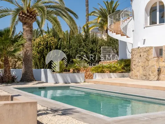 (43) Odnowiona willa z widokiem na skałę Ifach w Benissa, Costa Blanca