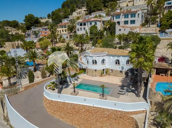 (44) Odnowiona willa z widokiem na skałę Ifach w Benissa, Costa Blanca