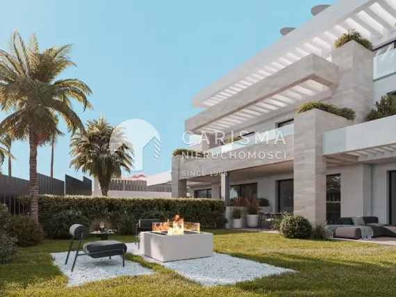 (7) Butikowe apartamenty w Estepona, 220 m od plaży