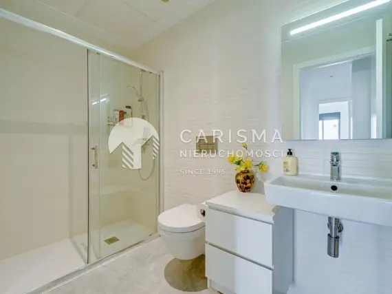 (6) Apartament z widokiem na morze w Finestrat