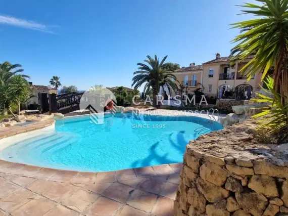 (30) Dwupoziomowy apartament na sprzedaż w Finestrat, Costa Blanca