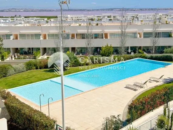 Apartament z tarasem dachowym w Los Balcones z widokiem na Laguna Rosa, Torrevieja 2
