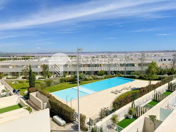 (18) Apartament z tarasem dachowym w Los Balcones z widokiem na Laguna Rosa, Torrevieja
