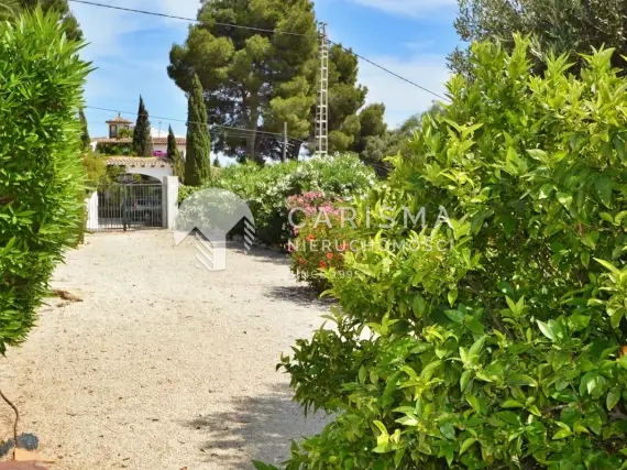 (27) Wyjątkowa tradycyjna willa w przepięknej i spokojnej okolicy, Javea