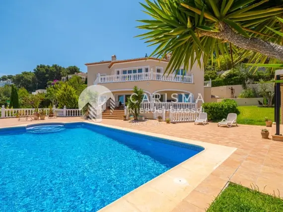 (28) Klasyczna willa z widokiem na morze i górę Montgó, Javea
