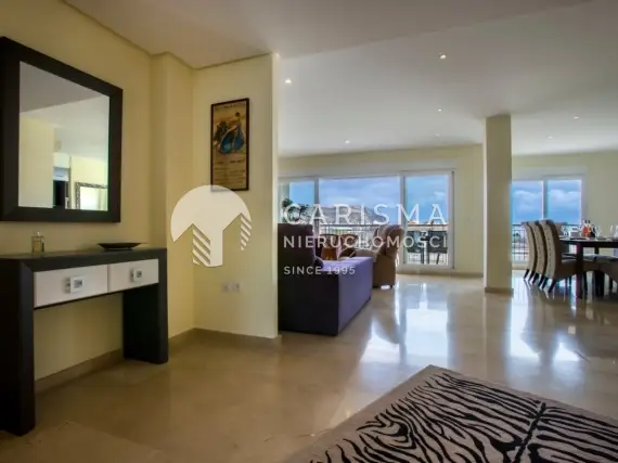 (5) Duży apartament w pobliżu Playa de la Grava, Javea