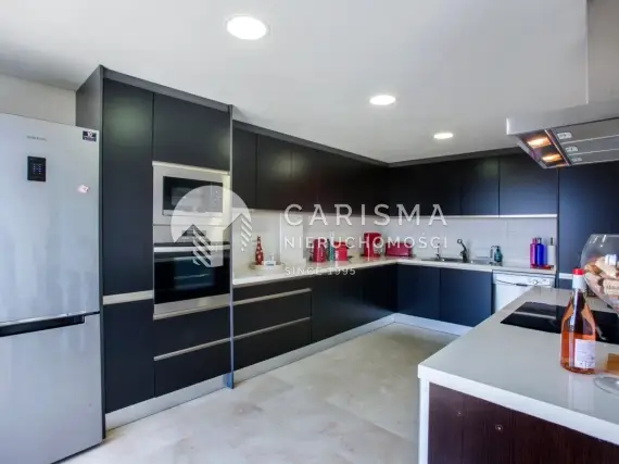 (9) Duży apartament w pobliżu Playa de la Grava, Javea