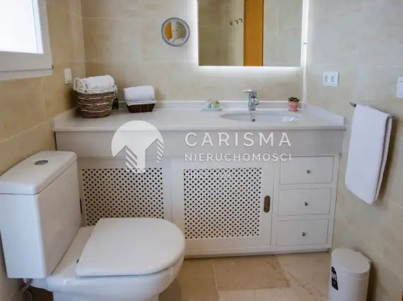 (19) Duży apartament w pobliżu Playa de la Grava, Javea