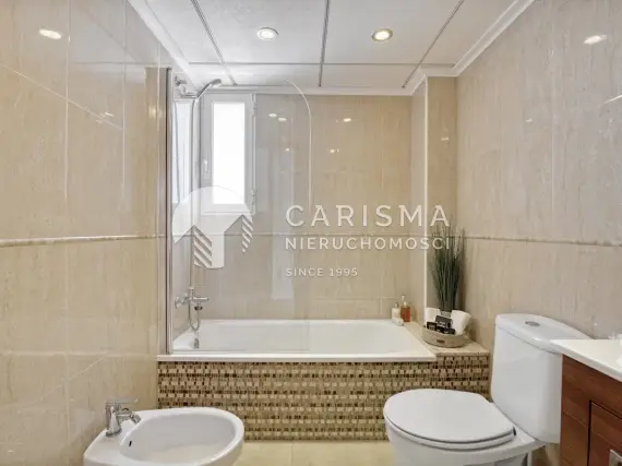 (22) Nowoczesny penthouse w pobliżu plaży Arenal, Javea
