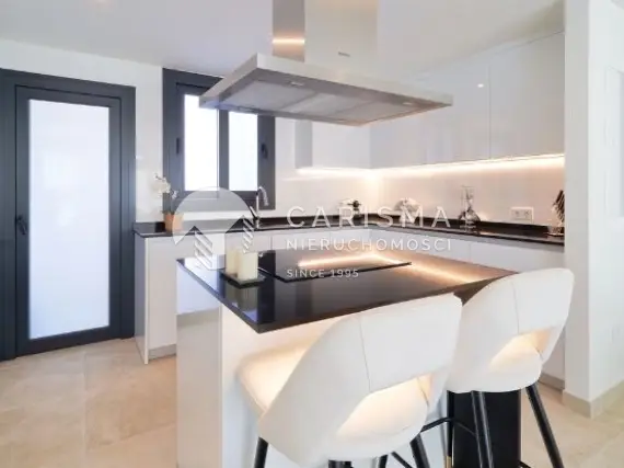 (17) Nowe, luksusowe i gotowe apartamenty, Estepona, Costa Blanca