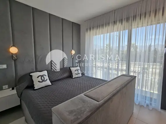 (8) Luksusowy apartament przy plaży gotowy do zamieszkania, Estepona