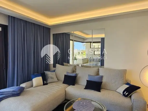 (20) Luksusowy apartament przy plaży gotowy do zamieszkania, Estepona