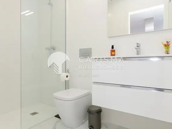 (36) Nowoczesny, ostatni w osiedlu dom na sprzedaż w Torrevieja, Costa Blanca