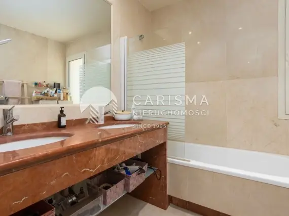 (13) Nowoczesny penthouse z widokiem na morze i góry