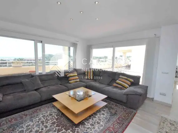 Nowoczesny penthouse w pierwszej linii pola golfowego 2