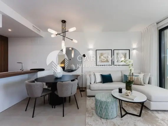 (9) Nowoczesny apartament z pięknym widokiem na morze tuż przy plaży
