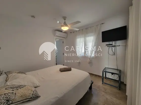 (52) Odremontowana willa z widokiem na morze i Peñon de Ifach w Calpe