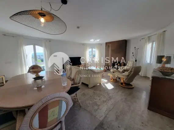(71) Odremontowana willa z widokiem na morze i Peñon de Ifach w Calpe