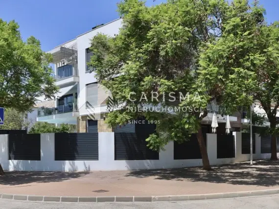 Nowoczesny apartament blisko usług w Javea 1