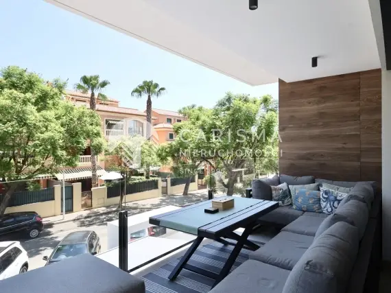 (17) Nowoczesny apartament blisko usług w Javea