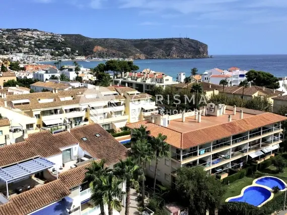 Dwupoziomowy penthouse w pobliżu plaży w Javea 1