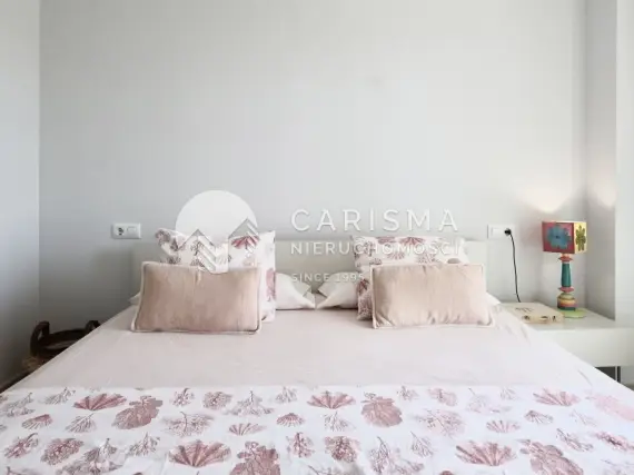(14) Dwupoziomowy penthouse w pobliżu plaży w Javea