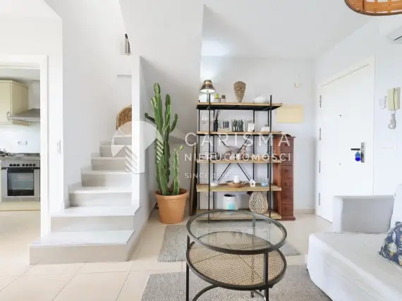 (18) Dwupoziomowy penthouse w pobliżu plaży w Javea