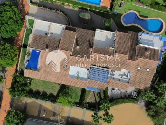 (24) Dwupoziomowy penthouse w pobliżu plaży w Javea