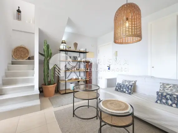 (27) Dwupoziomowy penthouse w pobliżu plaży w Javea