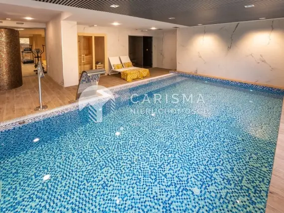 (37) Luksusowy apartament gotowy do zamieszkania z widokiem na morze