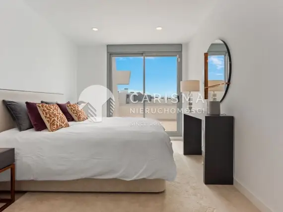 (15) Nowoczesny penthouse w idealnej lokalizacji gotowy do zamieszkania