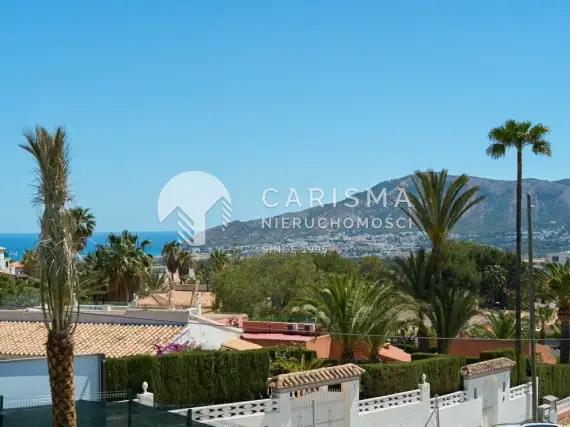 (75) Nowe i nowoczesne wille z widokiem na morze, w budowie, w Alfaz del Pi, Alicante, Costa Blanca