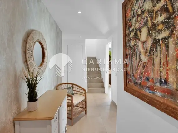 (13) Nowoczesny penthouse z widokiem na morze i góry