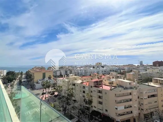 (7) Nowoczesny apartament w centrum miasta z basenem na dachu