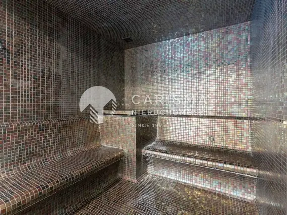 (31) Nowoczesny dwupoziomowy penthouse z panoramicznym widokiem na okolicę
