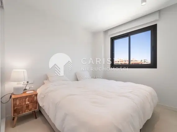 (15) Nowoczesny apartament w prestiżowym kompleksie z udogodnieniami