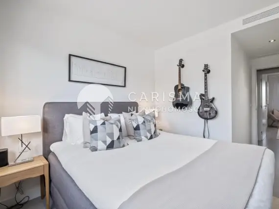 (20) Dwupoziomowy penthouse w prestiżowym kompleksie z panoramicznym widokiem