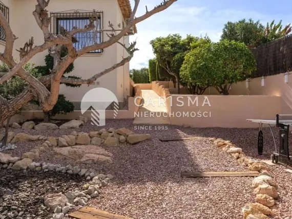 (39) Parterowa willa blisko dogodności w Moraira