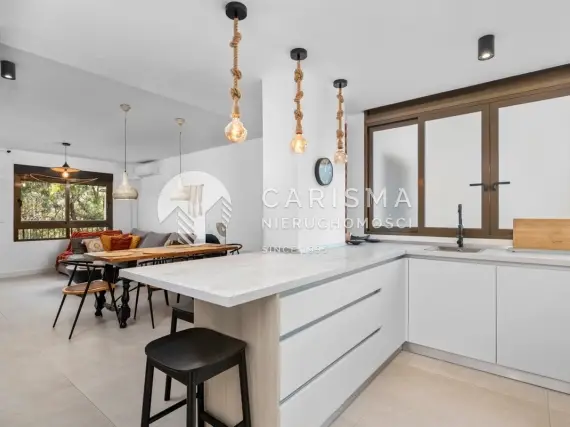 (13) Apartament w Guardamar del Segura z widokiem na La Pinada