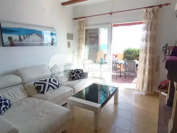 (11) Willa w pierwszej linii brzegowej z widokiem na klify, Javea