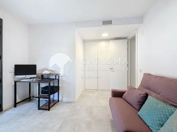 (29) Nowoczesny parterowy apartament w nowym budownictwie blisko plaży