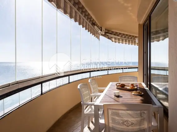 Apartament tuż przy plaży z pięknym panoramicznym widokiem na morze 2