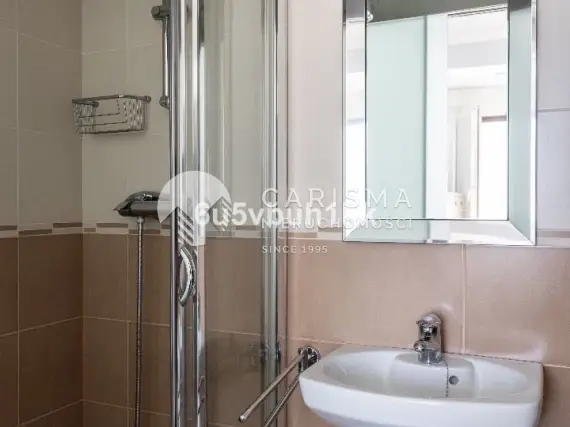 (16) Apartament tuż przy plaży z pięknym panoramicznym widokiem na morze