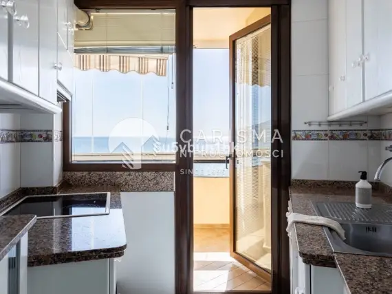 (18) Apartament tuż przy plaży z pięknym panoramicznym widokiem na morze