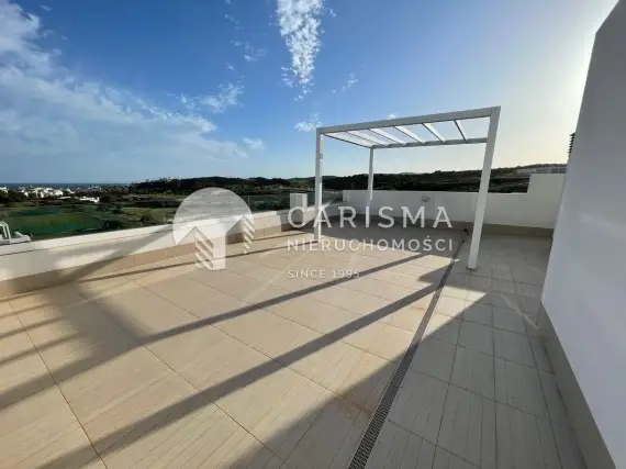 (16) Penthouse z widokiem na morze gotowy do umeblowania