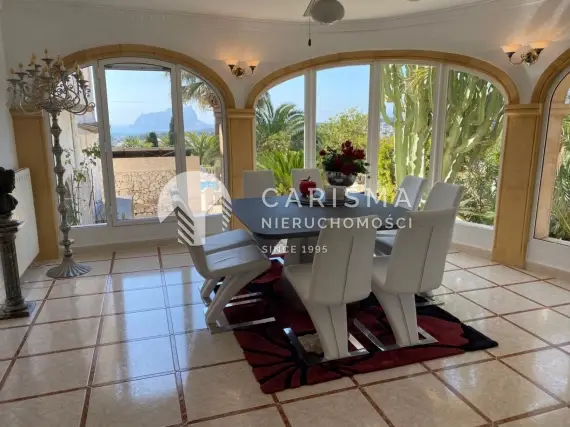Śródziemnomorska willa z widokiem na morze w Moraira 1